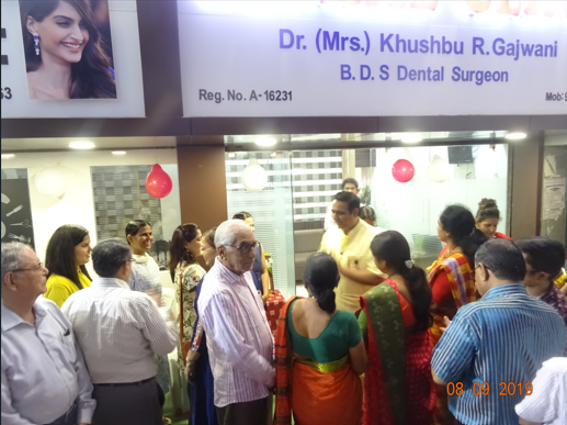 Modern dental treatment room at Gajwani's Muskan Dental Clinic, Nagpur